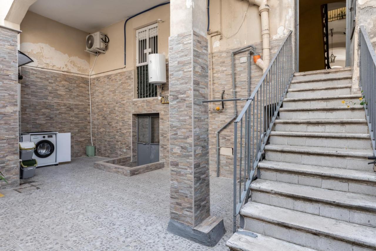 Yhellow Home Comfy Apartment Bari Dış mekan fotoğraf